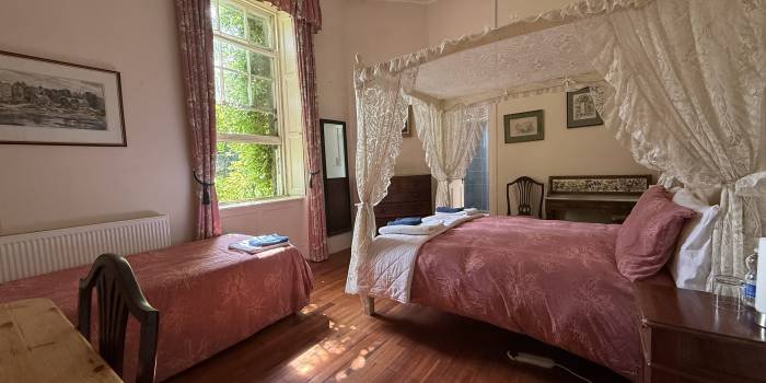 The Shannon River House